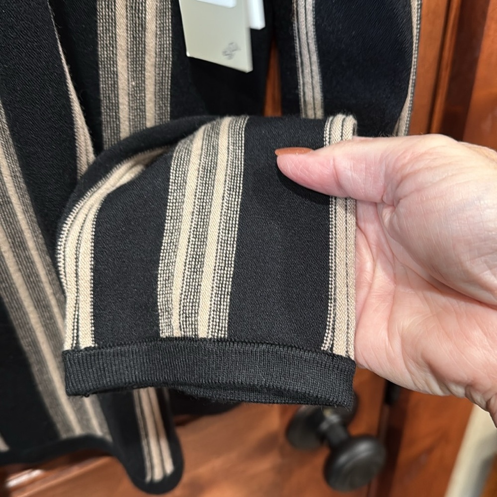 Turtleneck Sweater - Picture 5 of 7